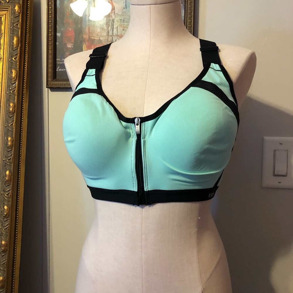 Victoria Secret VSX Sports Bra